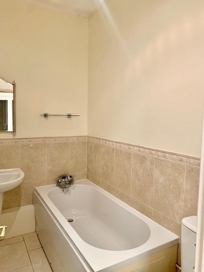 Willow House Hereford Extérieur photo